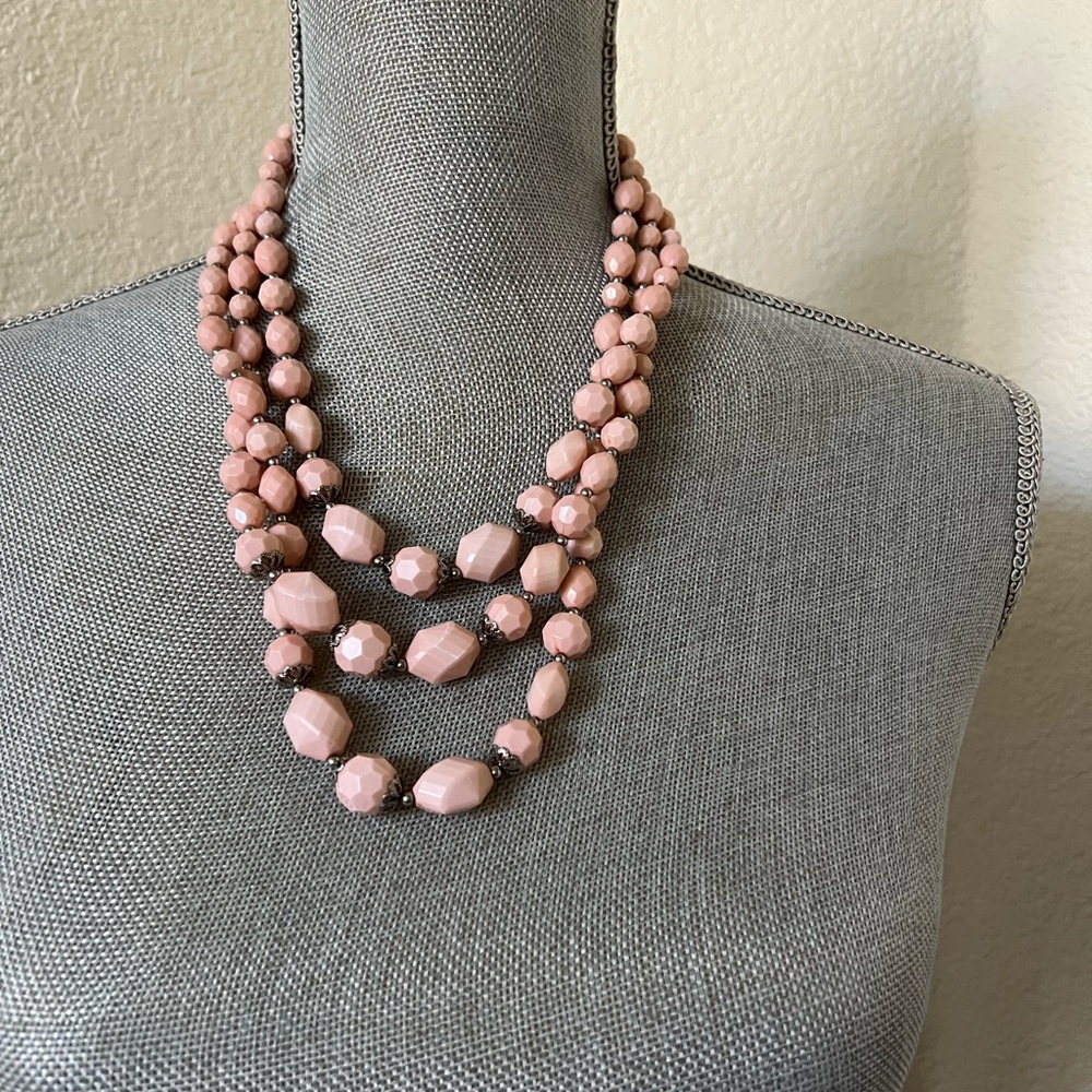 Elegant Pink Beaded Necklace